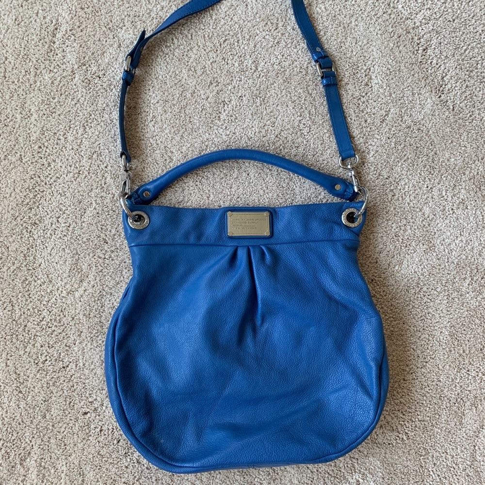 Marc Jacobs cross body purse